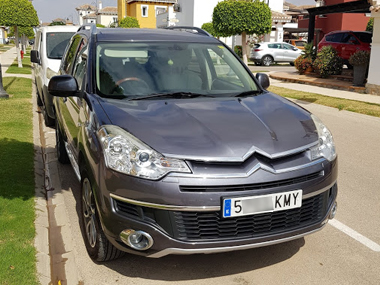 New registration plates on Citroen C4 Crosser